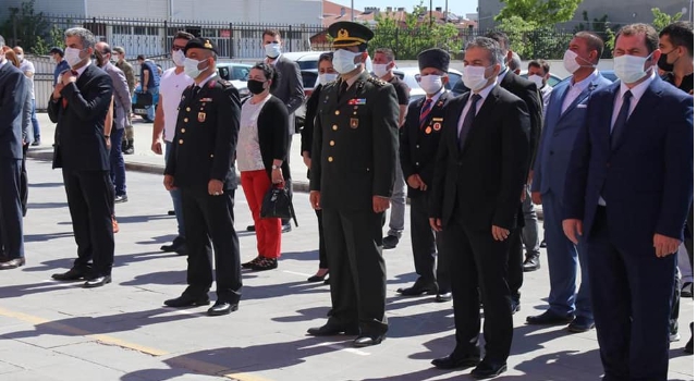 Ergene’de 19 Mayıs Atatürk’ü Anma Gençlik ve Spor Bayramı Çelenk Sunma Töreni
