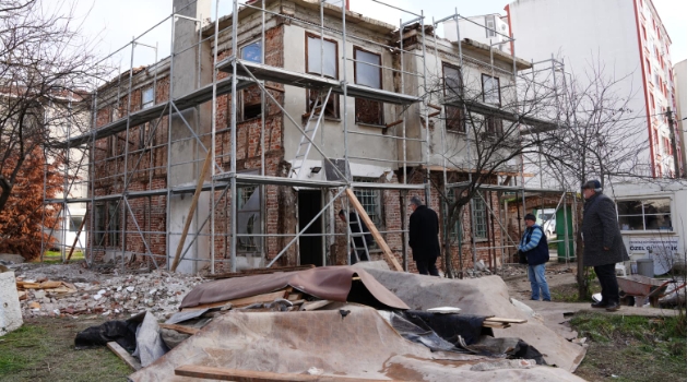 Ziya Bey Konağı’nda Restorasyon Çalışmaları Sürüyor