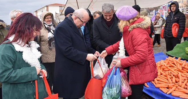 Bez Torba Dağıtımı Büyükyoncalı Mahallesi’nde Devam Etti