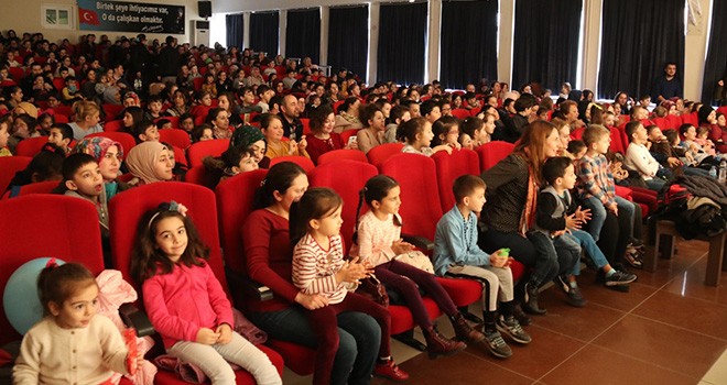 Çocuk Oyunları Tiyatro Festivali Tekirdağlı Çocuklarla Buluştu
