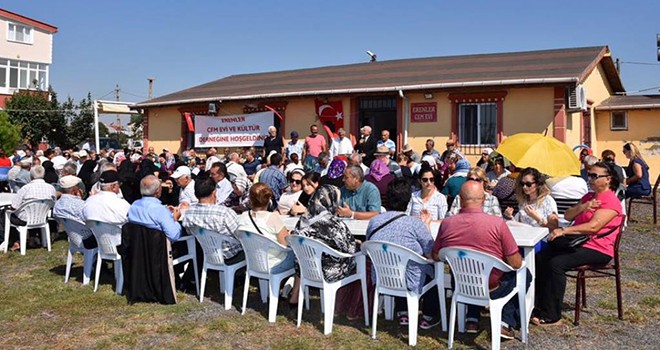 Başkan Kadir Albayrak Aşure Günü Etkinliği’ne Katıldı