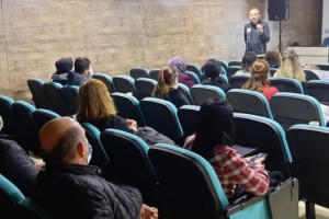 Okul Aile Birliği Başkanlarına Narkotik Semineri Verildi