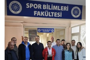 Emirhan Akçakoca Dünya Şampiyonu Oldu