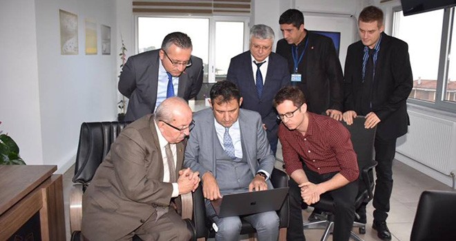 Başkan Albayrak’tan Bilgi İşlem Dairesi Başkanlığı’na Tebrik