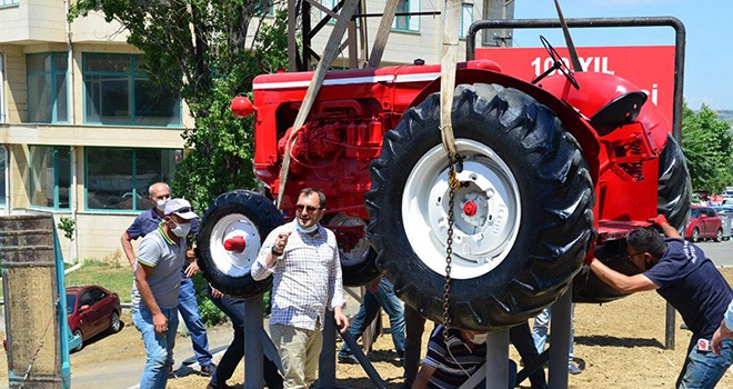 Süleymanpaşa’ya Bir Antika Traktör Daha Kazandırıldı