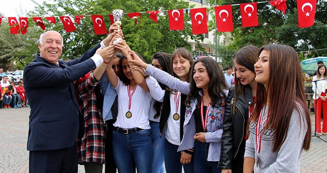 Marmaraereğlisi’nde 19 Mayıs Coşkusu