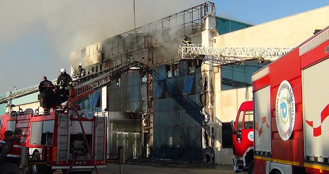 Velimeşe’de fabrika yangını