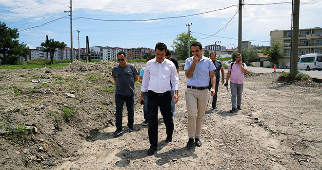 Fatih Caddesi'nde Çalışmalar Devam Ediyor