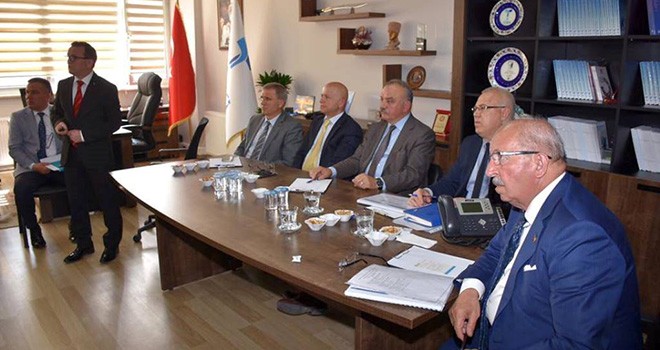 Başkan Albayrak TESKİ'de Bilgilendirme Toplantılarına Katıldı