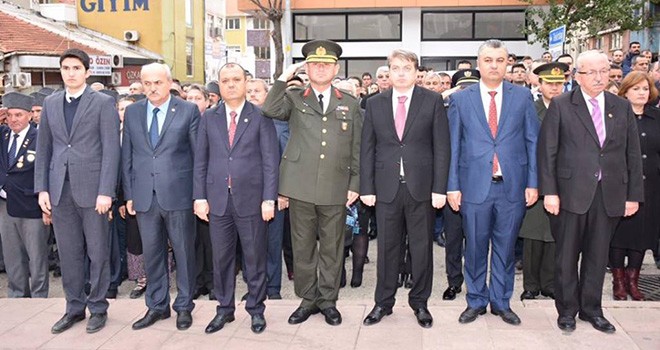 Başkan Albayrak Malkara’da Çelenk Sunma Törenine Katıldı
