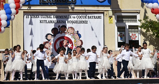 Çorlu'da 23 Nisan törenleri