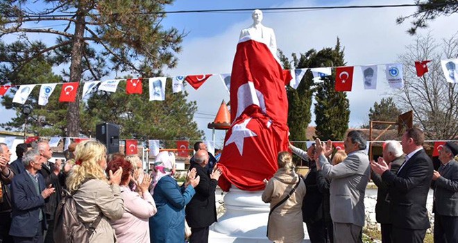 Ortaca Mahallesi’nde Atatürk Anıtı Açılışı Gerçekleşti