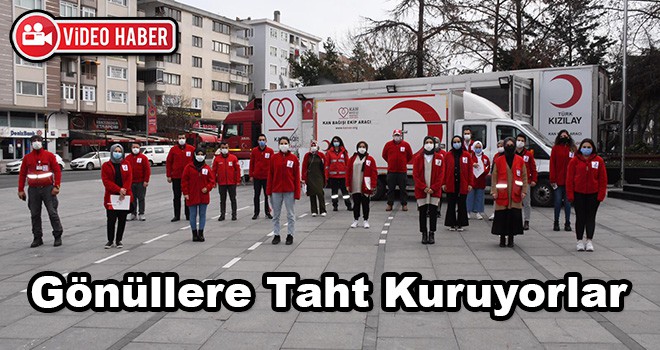 Kızılay Çorlu Şubesi Kısıtlamada Durmuyor