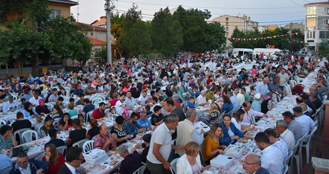 Vatandaşlar Muratlı’da İftar Sofrasında Buluştu