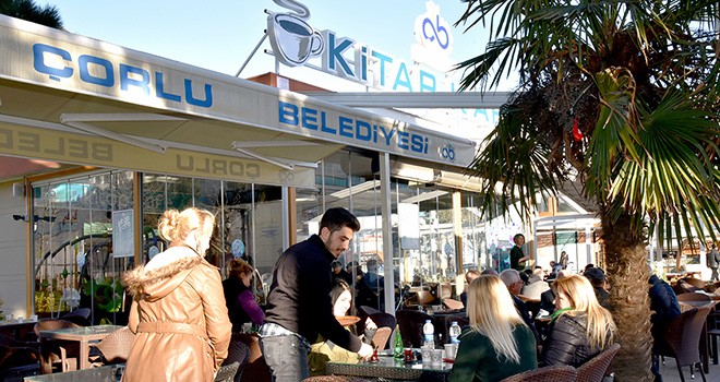 Kitap Kafe 280 Bin Kişiyi Ağırladı